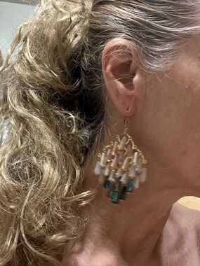 Chandelier style dangle earrings